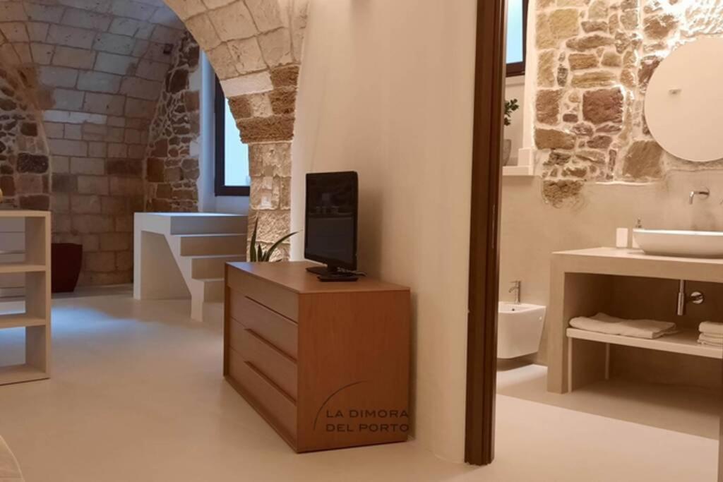 La Dimora Del Porto Villa Бриндизи Екстериор снимка